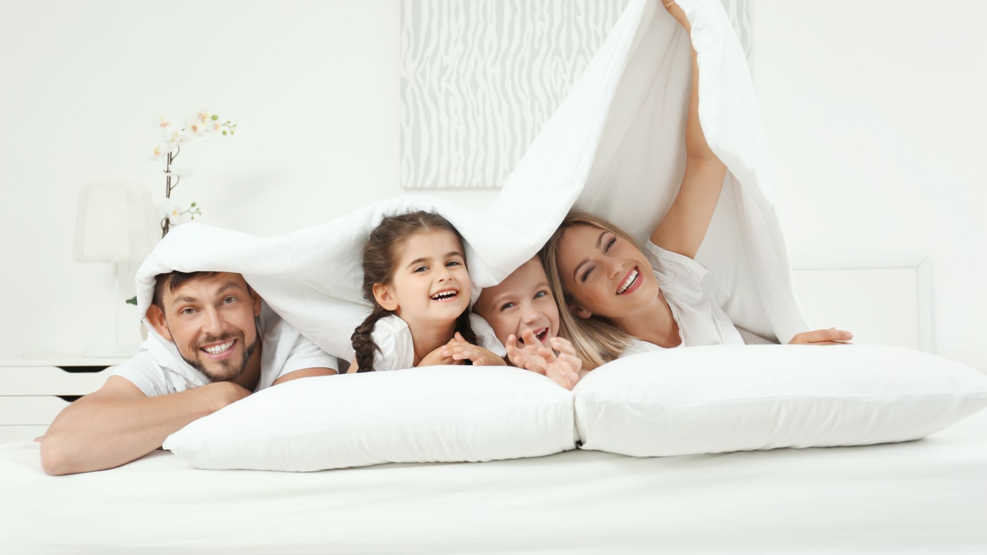 Strengthen Family Bonds by Going to Bed at the Same Time with a Psychotherapist.